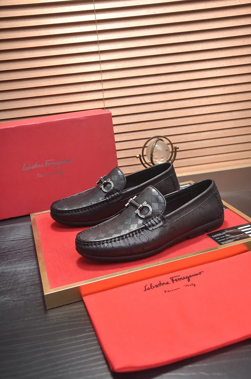 Men's shoes 💰460💶 [Ferragamo/Ferragamo] The latest model in the counter. Original imported open-sided fine cowhide hand-woven + imported 🐂 cowhide + original luxury metal buckle + original combination outsole. No pressure in comparison 38--44🎉